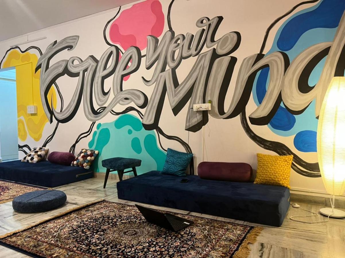 Krazy Solo Hostel Mumbai Ngoại thất bức ảnh